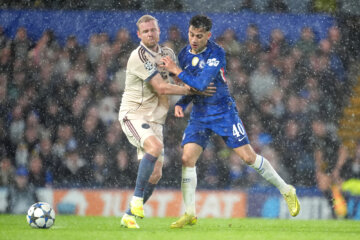 Davy Klaassen en Facundo Buonanotte