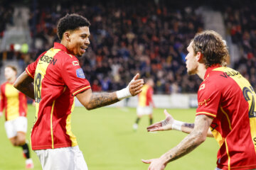 Richonell Margaret en Thibo Baeten juichen