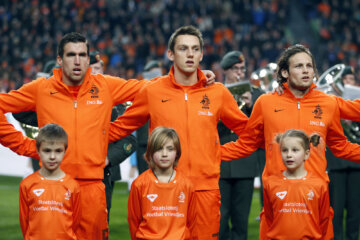 Kevin Strootman (l) bij het Nederlands Elftal