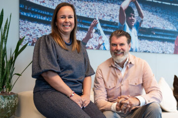 FLOWSPORTS-oprichter Leoni Blokhuis en SEG-oprichter Kees Vos