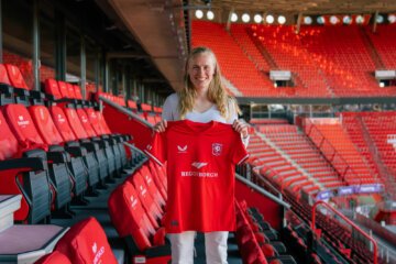 Leonie Vliek verlengt haar contract bij FC Twente