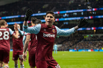 Edson Álvarez namens West Ham United