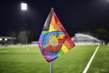 Een cornervlag van Telstar