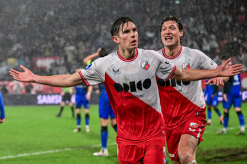 FC Utrecht viert de treffer tegen Heracles Almelo