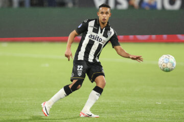 Fredrik Oppegård namens Heracles Almelo