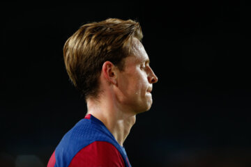 Frenkie de Jong baalt