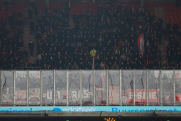 Het uitvak met Ajax-supporters bij FC Twente