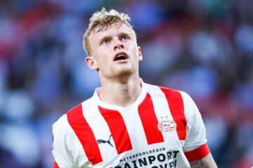 Jarrad Branthwaite namens PSV