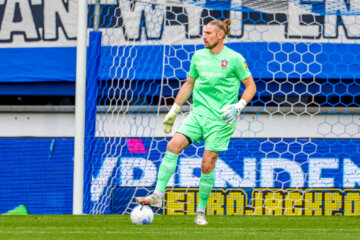 Lars Unnerstall tegen SC Heerenveen