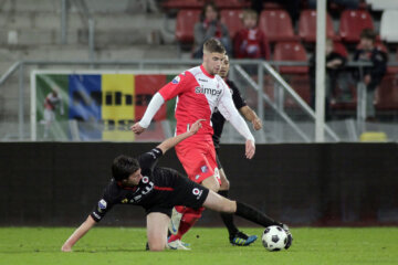 Lars Veldwijk in het shirt van FC Utrecht
