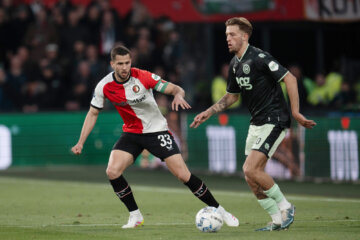 Luciano Valente aan de bal tegen Feyenoord