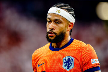 Memphis Depay tegen Engeland