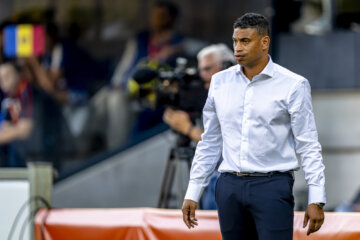 Michael Reiziger als bondscoach van Jong Oranje