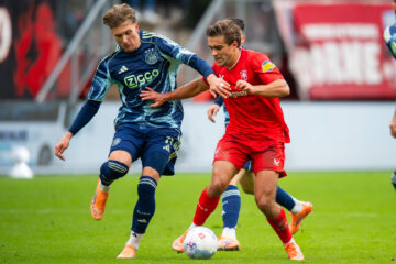 Mika Godts in duel met Bart van Rooij