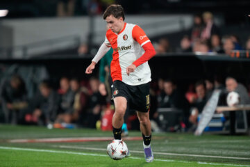 Leo Sauer in actie namens Feyenoord