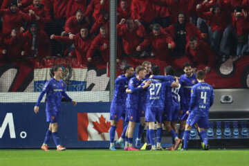 FC Twente viert de tweede treffer tegen FC Utrecht