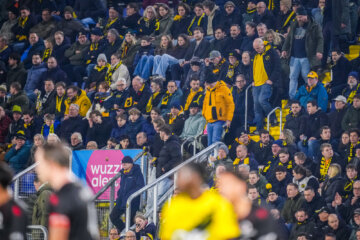 NAC-supporters verlaten voortijdig het stadion tegen Excelsior
