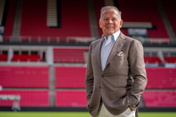 PSV commissaris Robert van der Wallen