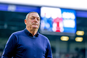 Ron Jans in het Abe Lenstra Stadion