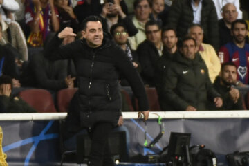 Xavi Hernández is boos