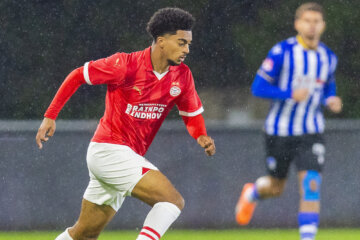 Yiandro Raap namens Jong PSV