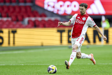 Youri Regeer aan de bal