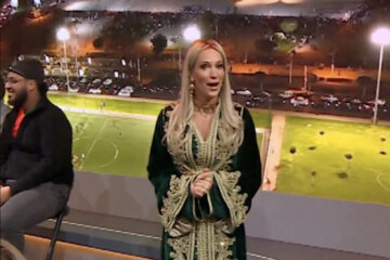 Hélène Hendriks in traditioneel Marokkaanse kleding