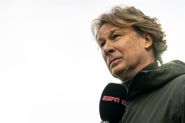 Hans Kraay junior aan het werk bij ESPN