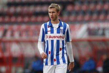 Benjamin Nygren in het shirt van SC Heerenveen