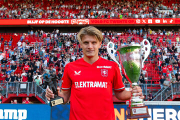 Sem Steijn werd bij FC Twente verkozen tot Speler van het Jaar