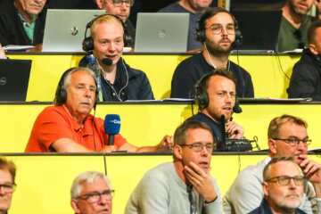 Jan van Staa en Tijmen van Wissing aan het werk bij RTV Oost