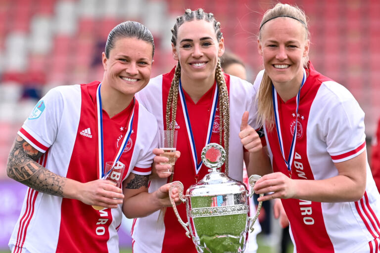Ajaxeredivisiecupop 606abb76025c3