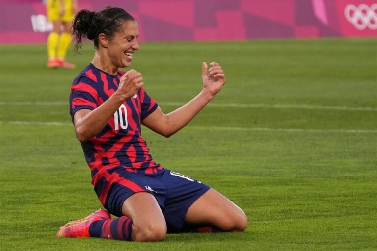 Carli lloyd 611b9d6a069c1
