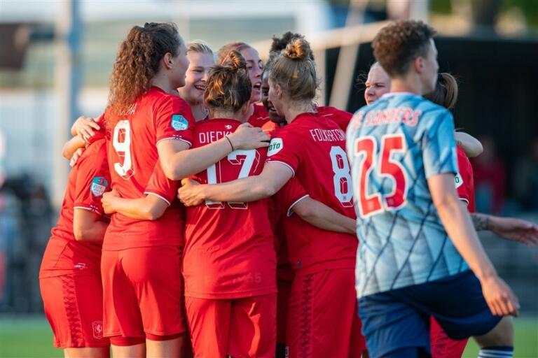 Fc twente ajax 609ed41d48f43