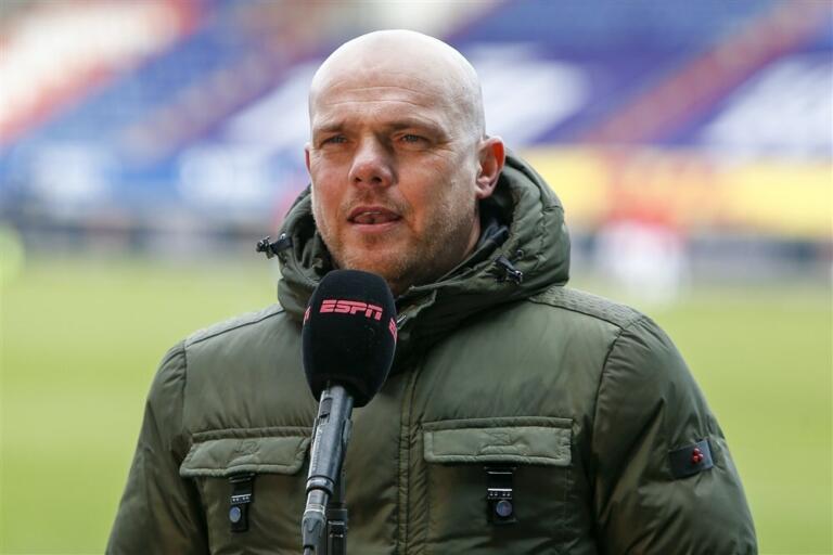 Johnny Jansen voor de camera van ESPN