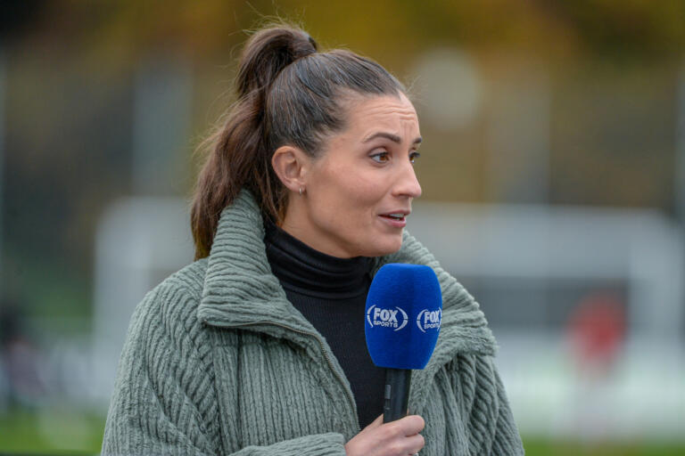 Leonne stentler fox 5fc924d85c4c1