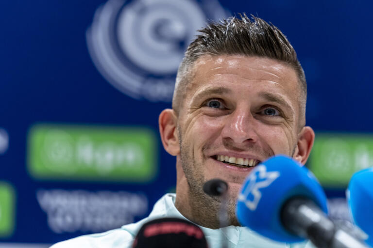 Bryan Linssen lacht