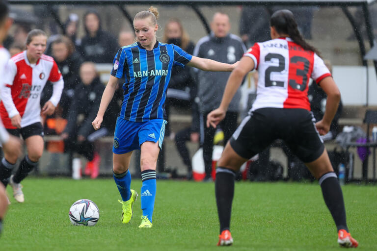 Nadine noordam op 615c8a2273005