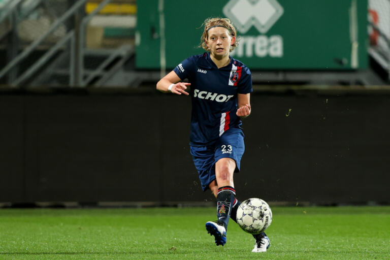 Op niekie pellens 5fed8ea0441b0