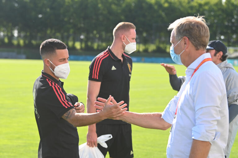 Op peter bossaert eden hazard 60e5a6f6723d4