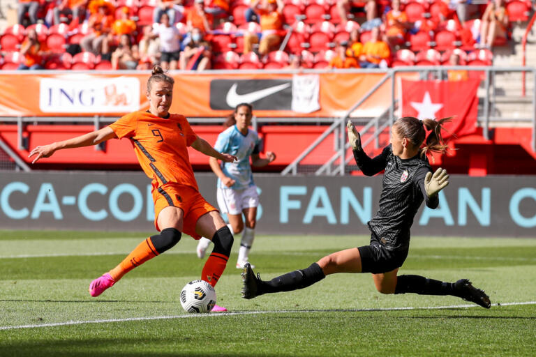 Op vivianne miedema 60cd929bec05d