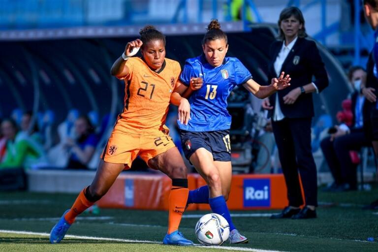 Oranjeleeuwinnen italie 60c24bb43bbc6