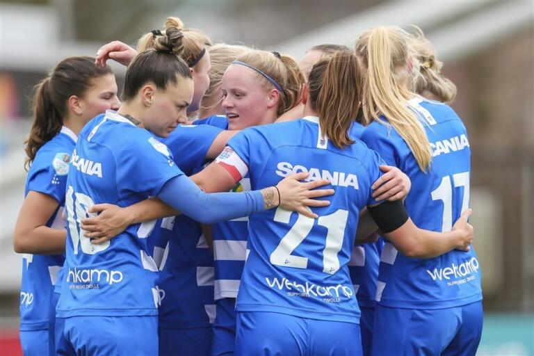 Pecvrouwen 604e15bf48ba2