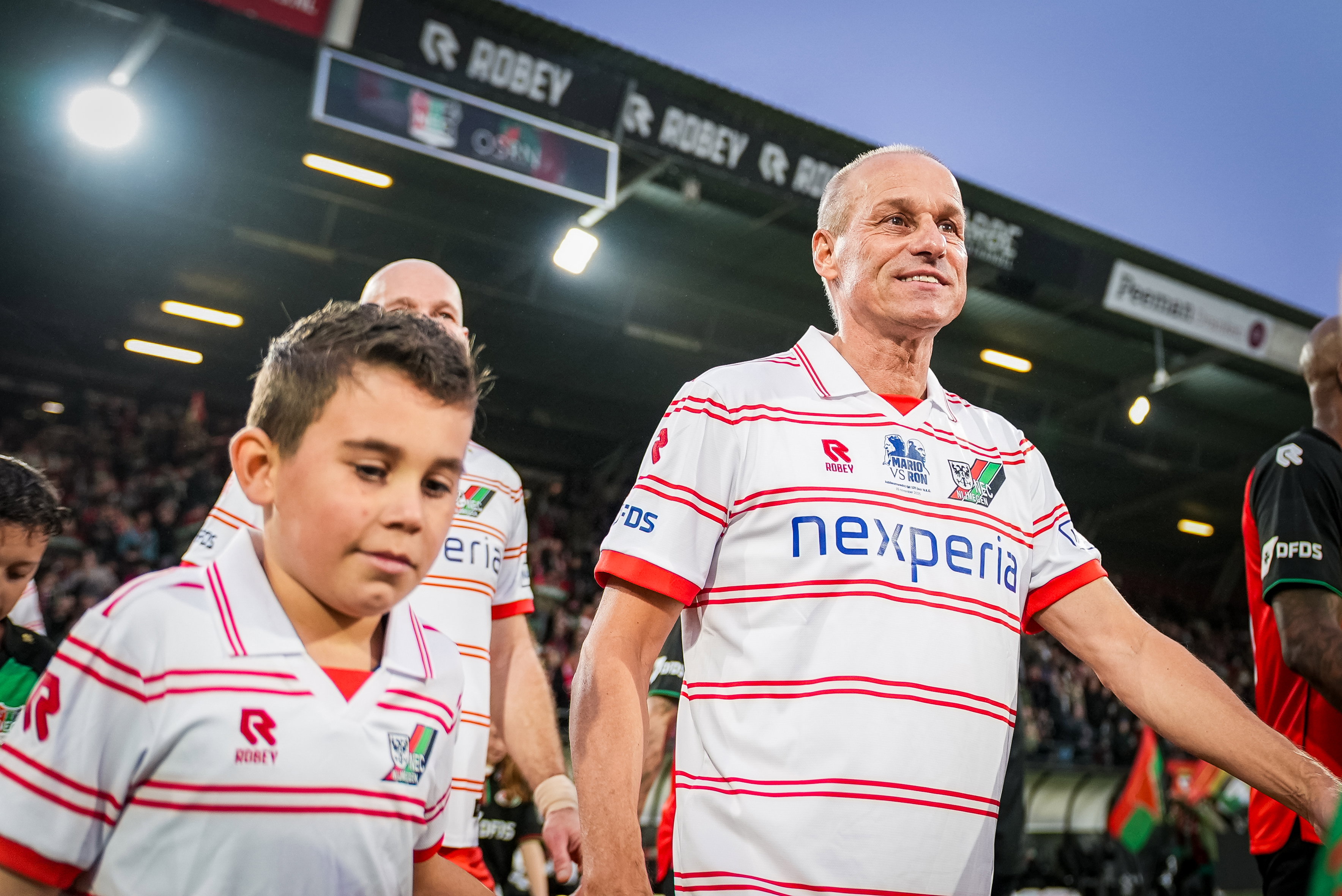 Carlos Aalbers tijdens de jubileumwedstrijd van NEC (125 jaar) in De Goffert