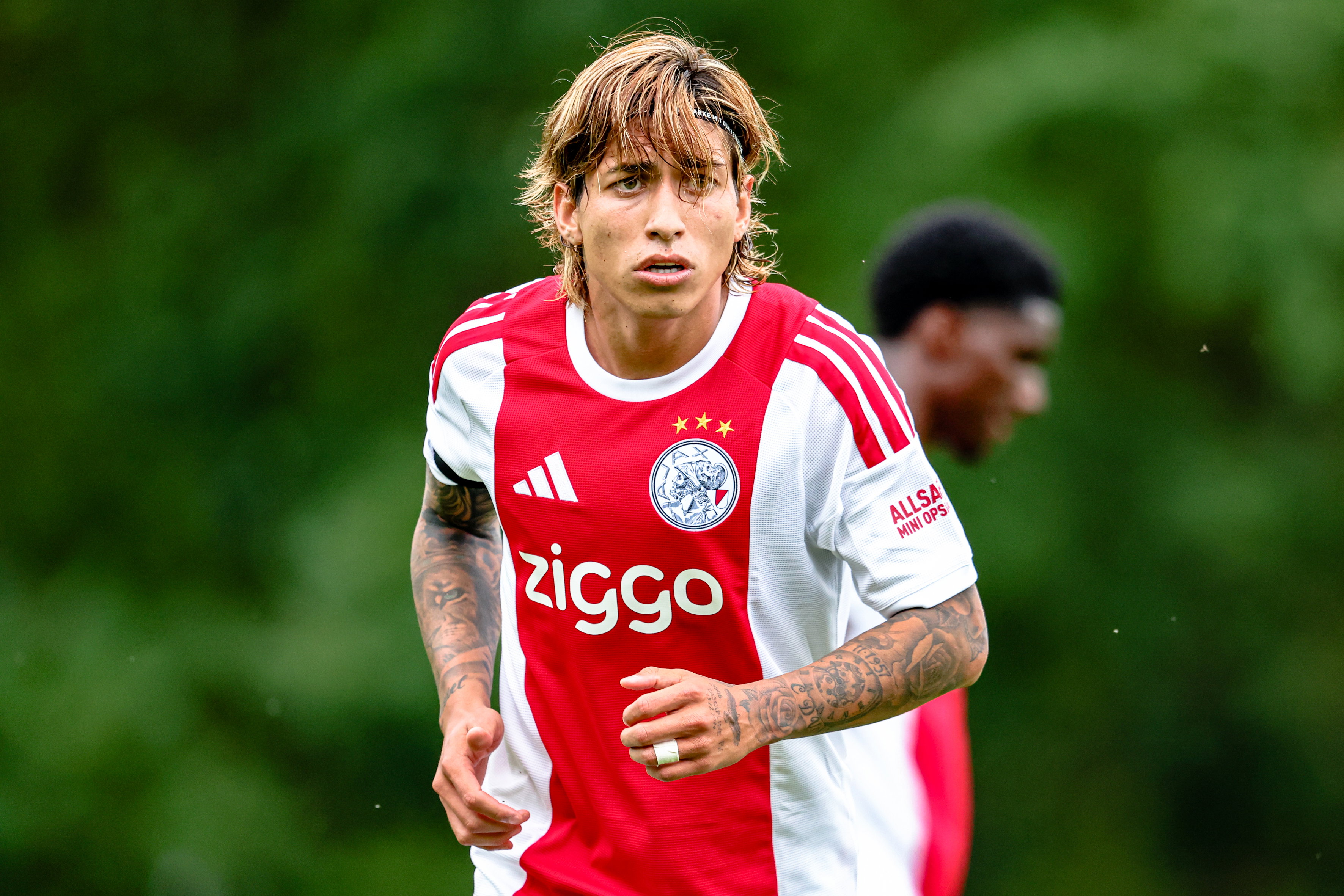 Maher Carrizo tijdens de voorbereiding bij Ajax