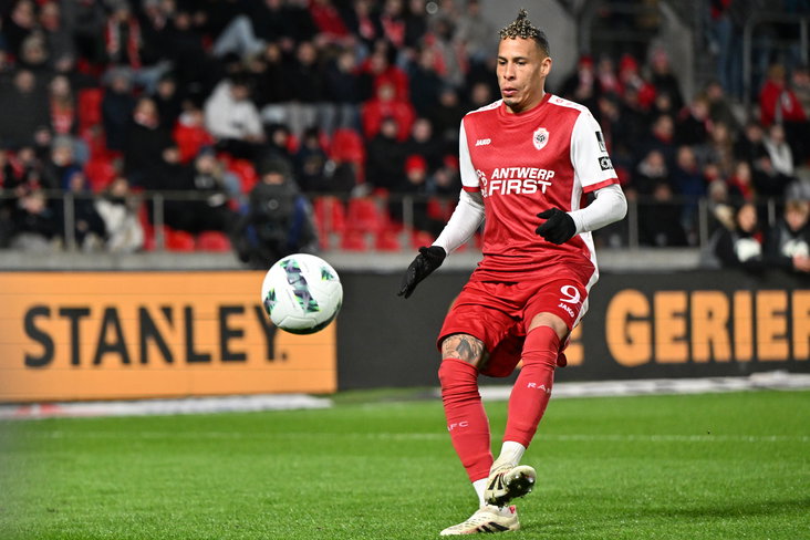 Tjaronn Chery in de halve finale van de Croky Cup