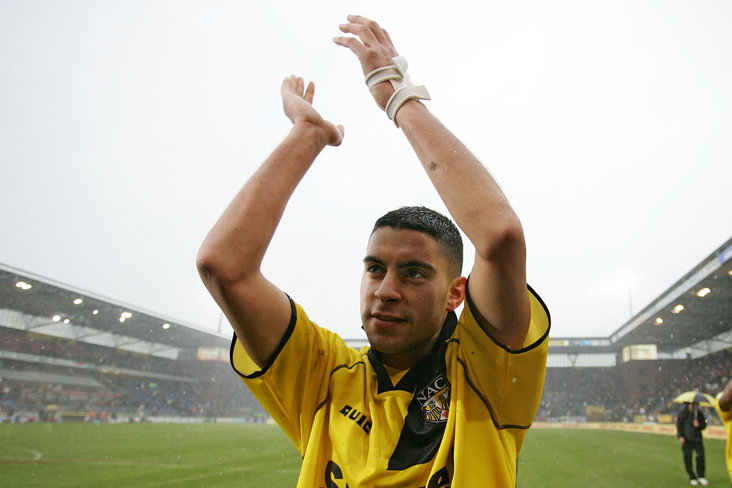 Anouar Diba bedankt de fans van NAC Breda