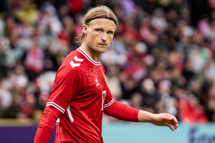 Kasper Dolberg met Denemarken in Odense
