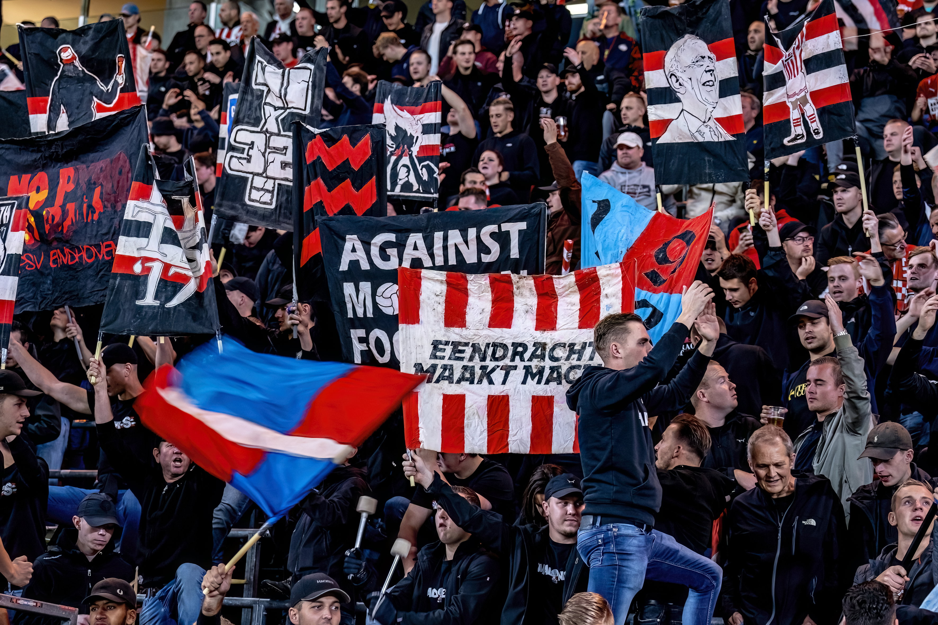 PSV-fans: eendracht maakt macht