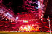 Sfeeractie bij de F-Side met vuurwerk en een groot spandoek (jubileum: 50 jaar)